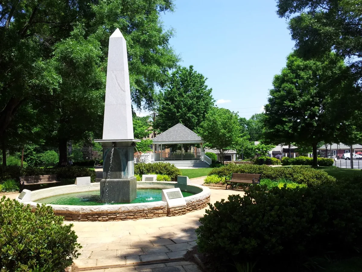 Roswell Georgia auto glass service area