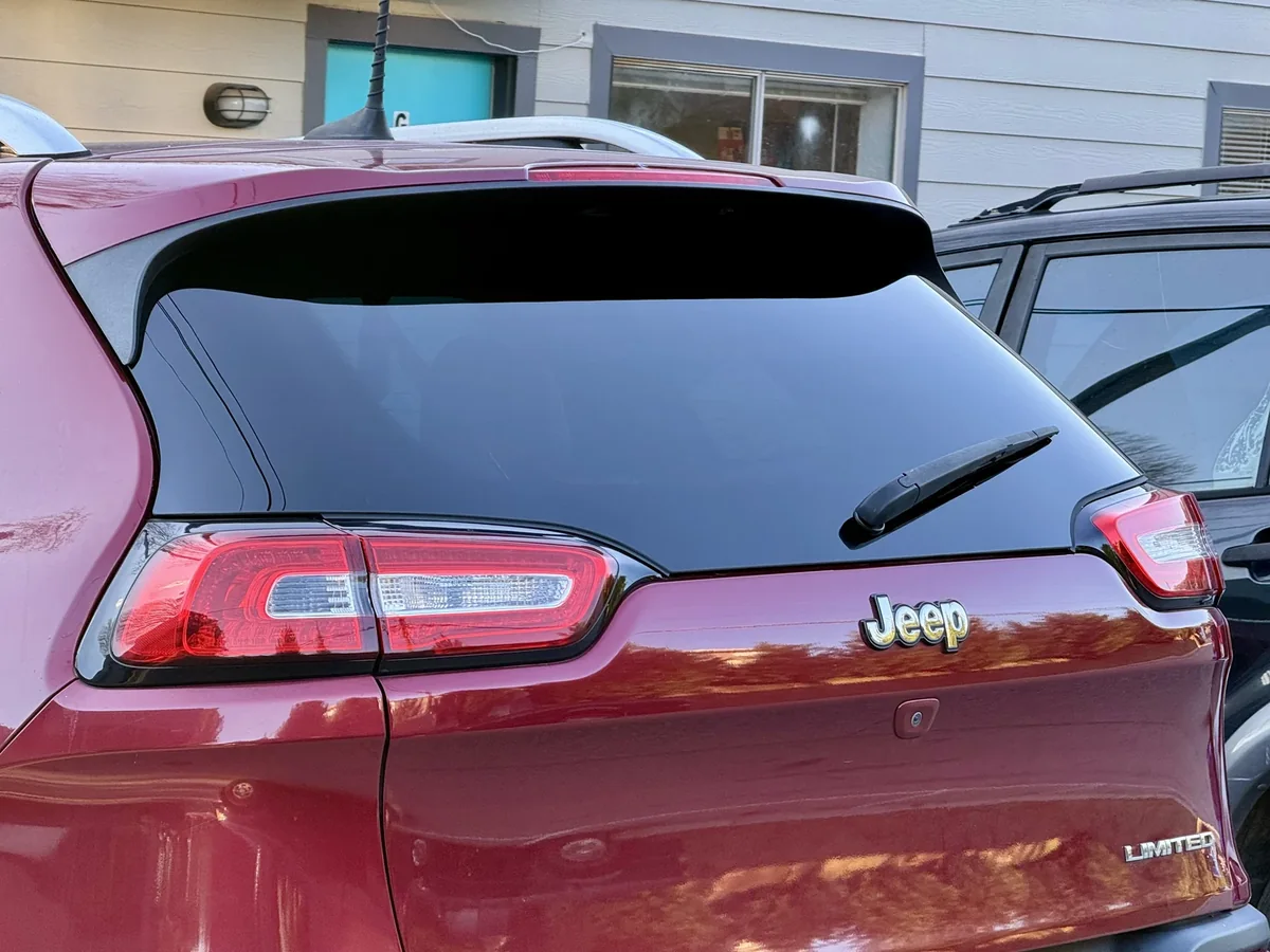 Clean rear back glass replacement after installation
